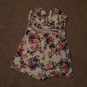 Fashion Nova floral romper L